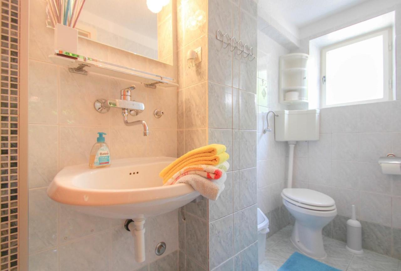 Carla Guest House Novigrad Istria Eksteriør billede