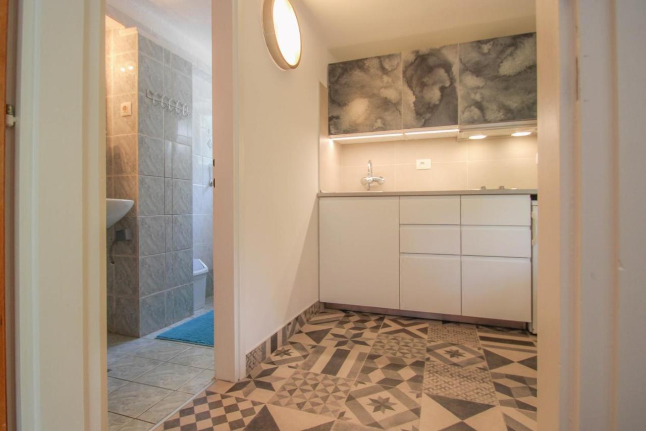 Carla Guest House Novigrad Istria Eksteriør billede
