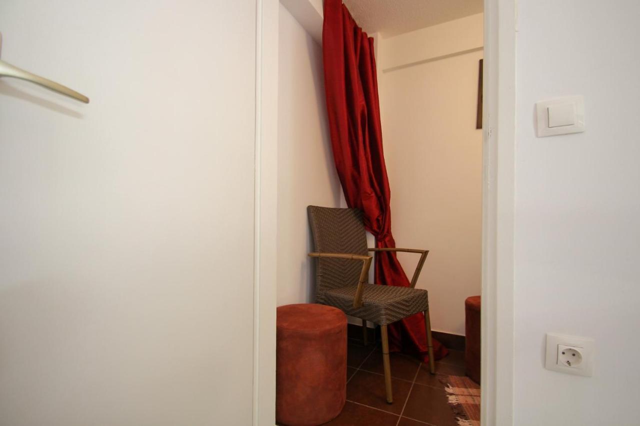 Carla Guest House Novigrad Istria Eksteriør billede