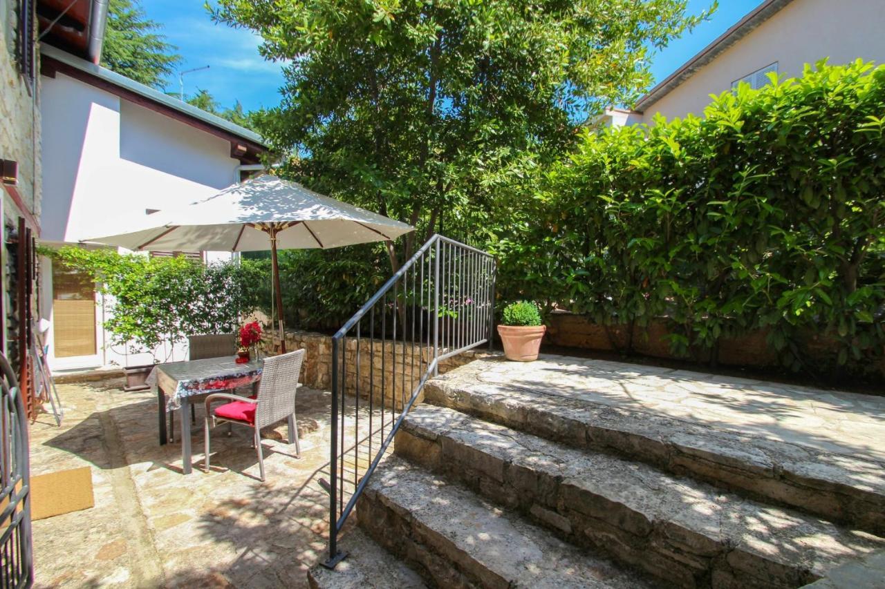 Carla Guest House Novigrad Istria Eksteriør billede